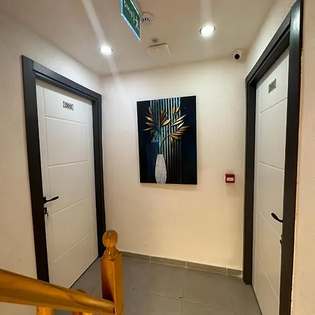 Apart Otel Aya Langa *