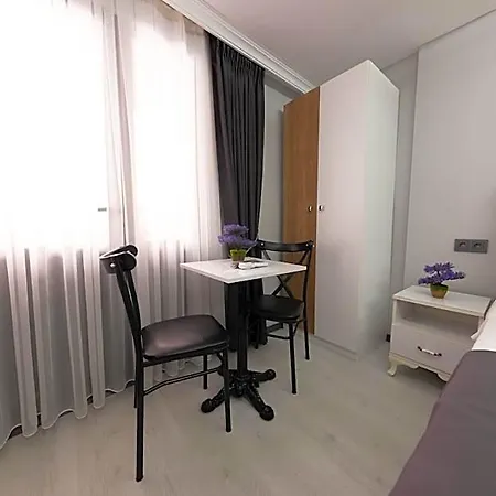 Aya Langa Aparthotel 4*