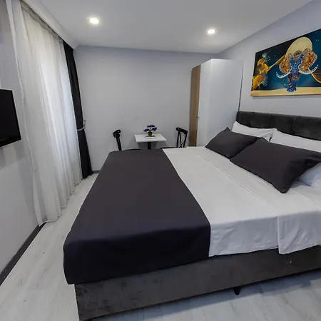 Aya Langa 4*